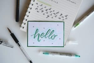 hello en una pizarra